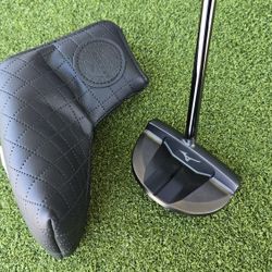 Mizuno M.Craft OMOI 05 putter 35" with weight kit