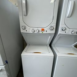 WASHER DRYER TOWER ONE UNIT 