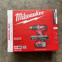 Milwaukee 18v Drill 