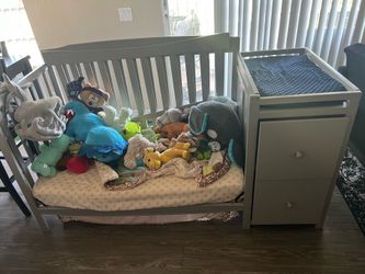 Toddler duo, Mint Condition bed/crib, including mattress