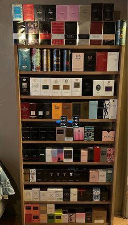 Colognes / Perfumes
