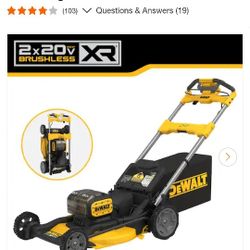 New DeWalt 2x20v.      21"in  Cordless Battery Powered Self Propelled Lawn Mower Kit