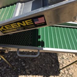 Keene, Mini max. 