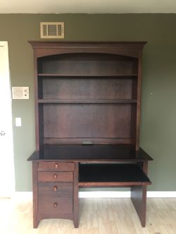 MOVING SALE! Versatile Office Space/TV Stand