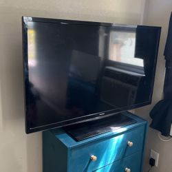42” TV