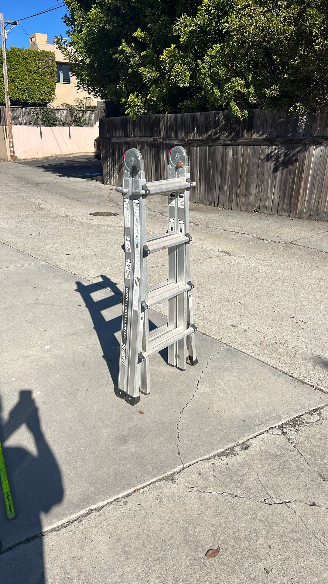 FRANKLIN 17 ft. Reach, Type IA, 300 lb. Multitask Ladder