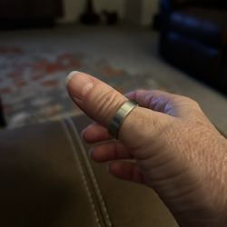 Men’s Size 9 Wedding Band