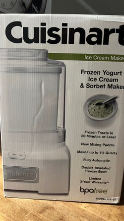 Cuisinart Frozen Yogurt Ice Cream & Sorbet Maker 1 1/2 Qt White Model ICE-21