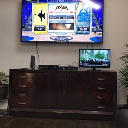 Beautiful wood side buffet / dresser / TV table