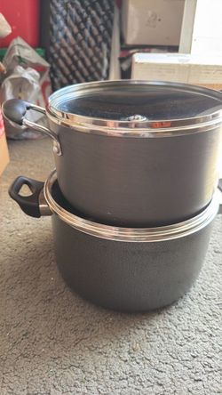 2 nonstick pot 12 Quart and 7 Quart , $25