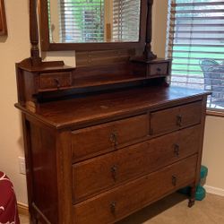 Antique Victorian Dresser 