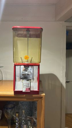 Vintage Northwestern Gum ball Machine With Key