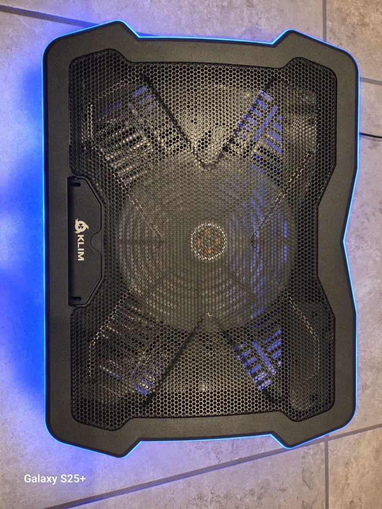 Klim Laptop Cooling Pad With RGB