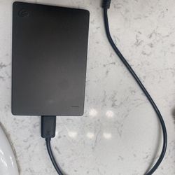 SEAGATE portable 2TB EXTRA STORAGE FOR PS5/PS4