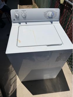 GE Washer /  Extra Large Capacity Dryer Set