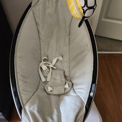 4Moms mamaroo 4 Motion Swing