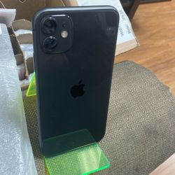 iPhone 11 Unlocked 
