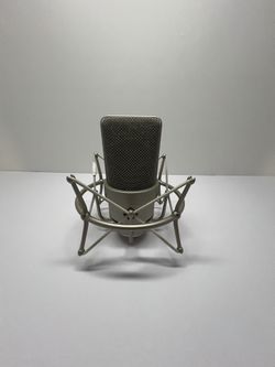 Neumann TLM 103 Mic + Shockmount