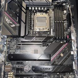 ASUS - ROG STRIX B650E-F GAMING WIFI (Socket AM5) AMD B650E ATX DDR5 Wi-Fi 6E Motherboard - Black