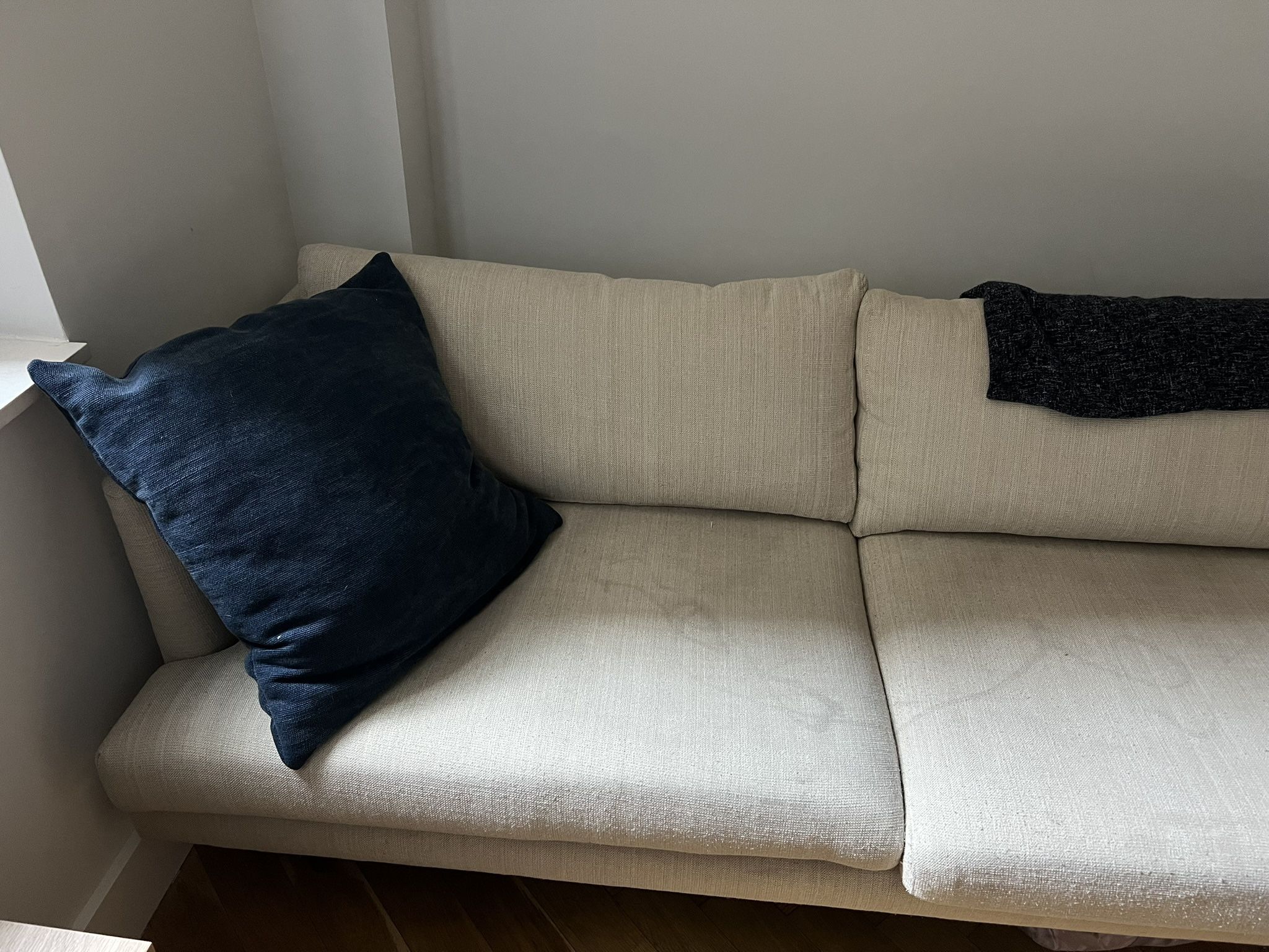 All modern Couch 