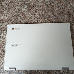 Acer R-11 2 in 1 Chromebook 