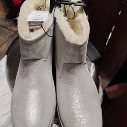 New Silver Boots Different Sizes $12 No Holds Local Pick Up Onlyl