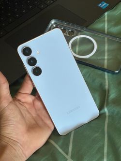 SAMSUNG S25 FE UNLOCKED VENDO O CAMBIO💯
