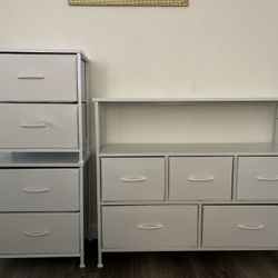 3 Peice Dresser Set Or Can Be Used At Tv Stand