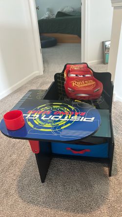 Lightning McQueen Desk w/storage bin