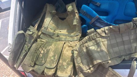 Tactical MOLLE Plate Carrier Vest