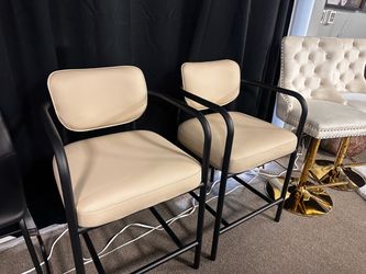 Vegan leather counter stools! $250 each 🧡✨ More colors!