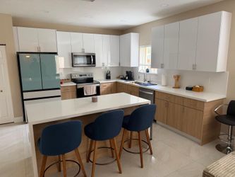 Kitchen cabinets