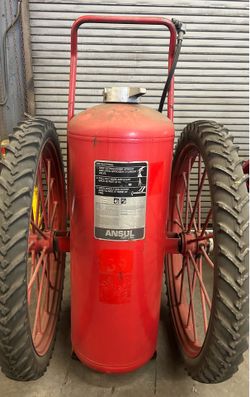 Vintage wheeled unit
