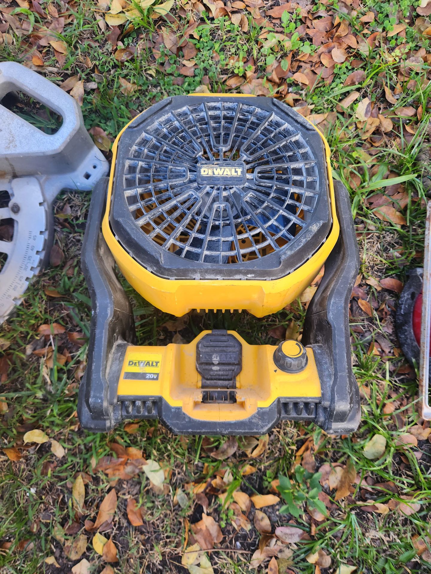 DeWALT 20V Jobsite Fan – Tool Only – Works Great