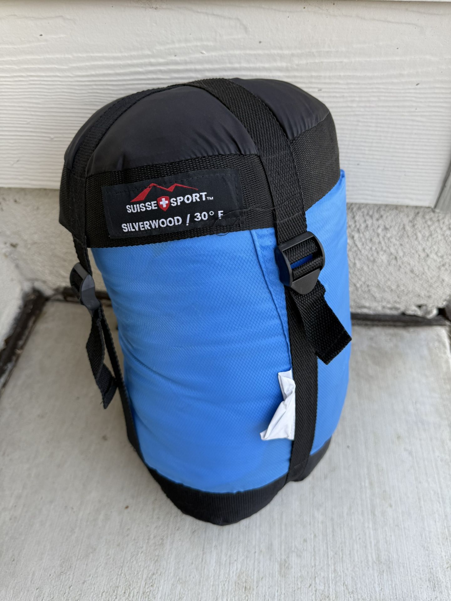 Professional cleaned Suisse Sport Silverwood sleeping bag in excellent condition!