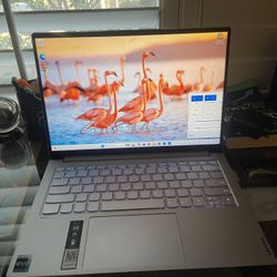 Lenovo Slim Ideapad i7 1260p Touchscreen Laptop