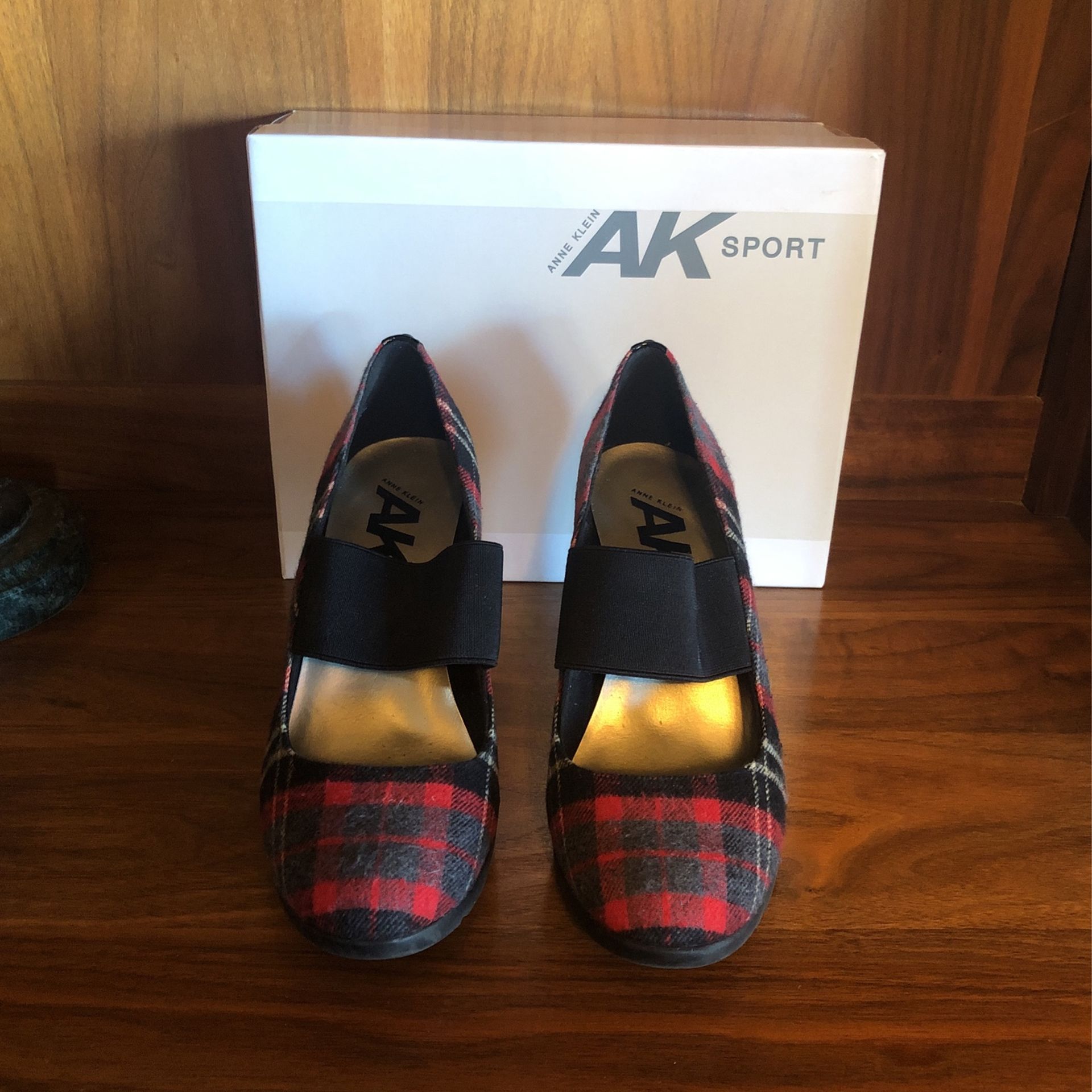 Anne Klein Red Plaid Heels Shoes Size 8 Women’s