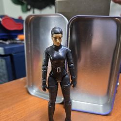  4-inch action figure of Selina Kyle (Catwoman) from the 2022 movie The Batman. 