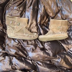 BOOTS SUEDE BROWN BIEGE STITCHING BUCKLE BRASS LOOK STUDS  WELL LOVED USED