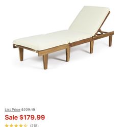 Chaise Lounge