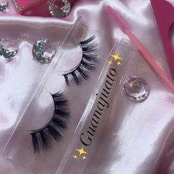 Luxury Lashes 