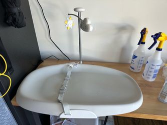 Skip Hop changing table