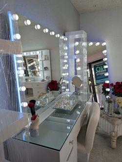 Vanity with Touch Screen Mirror