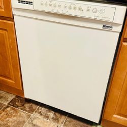 Kenmore Elite 24in Dishwasher