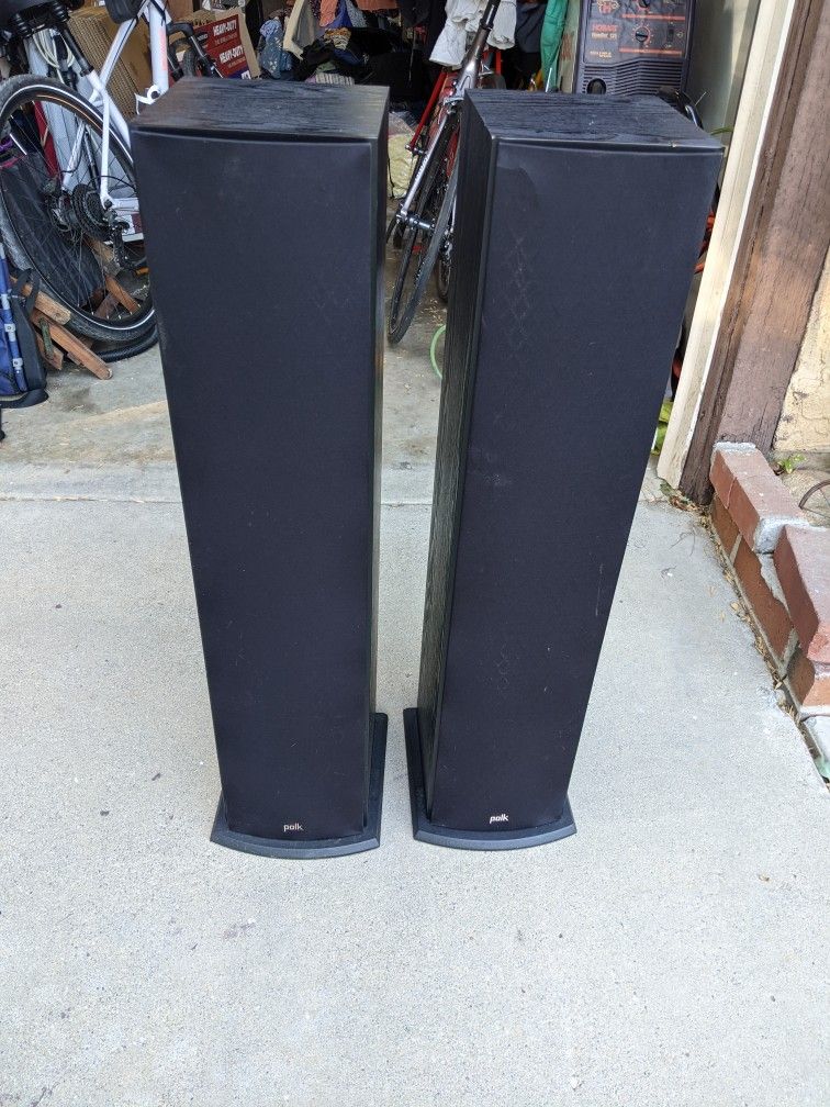 Polk Audio T 50 Pair Of Speakers