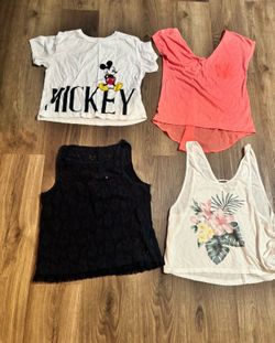 Bundle 15 tops for $5