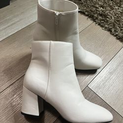 Women Booties Size 9