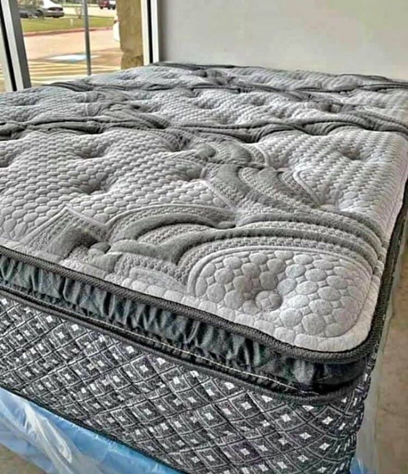 Handful of new Mattresses left - need to sell!!