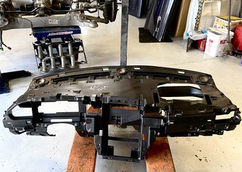 Tesla Model S 2014 Dashboard Instrument Panel Support Bracket