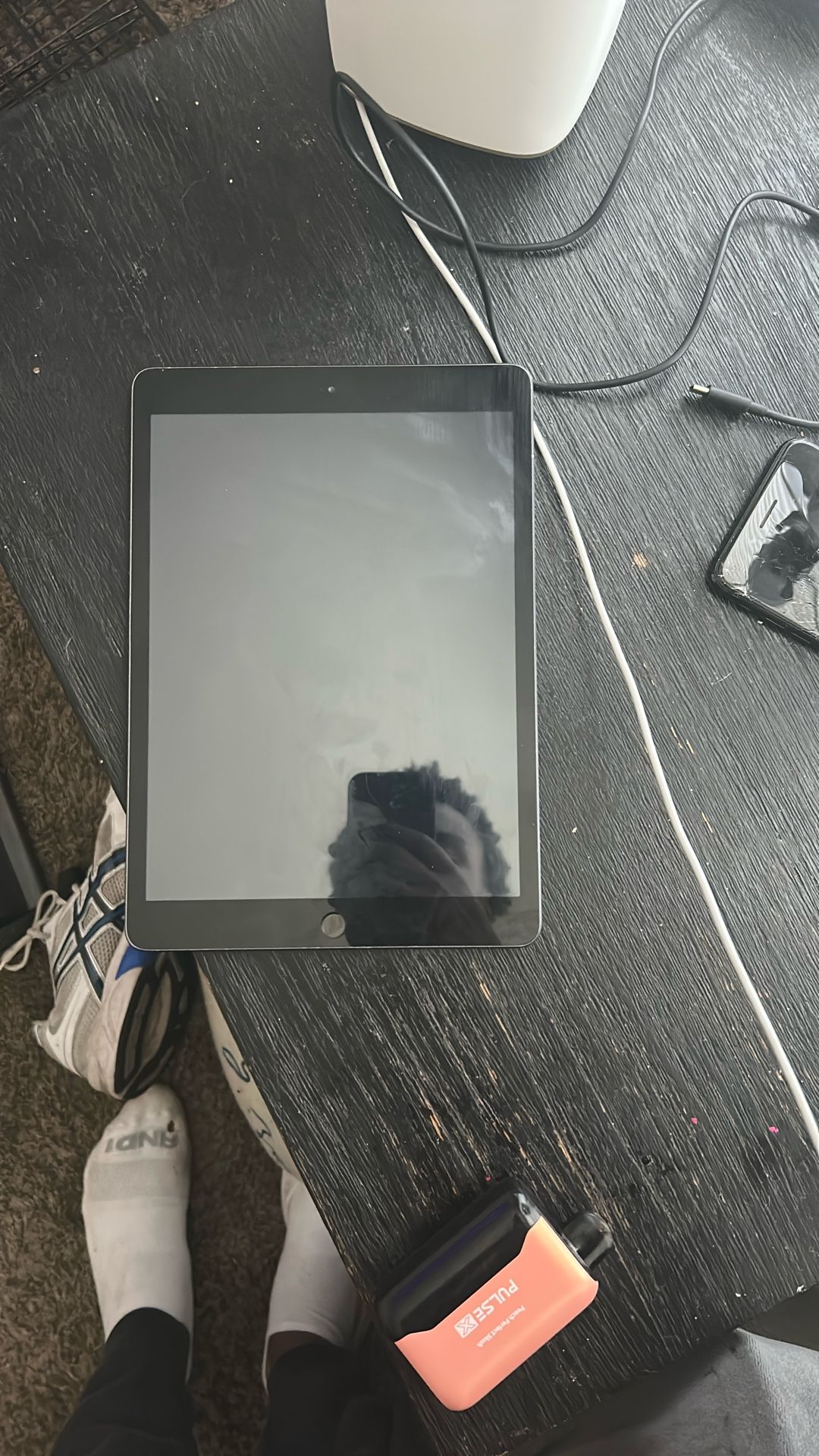iPad (2020)